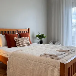 Sunny 4 Bedroom - With View Coímbra